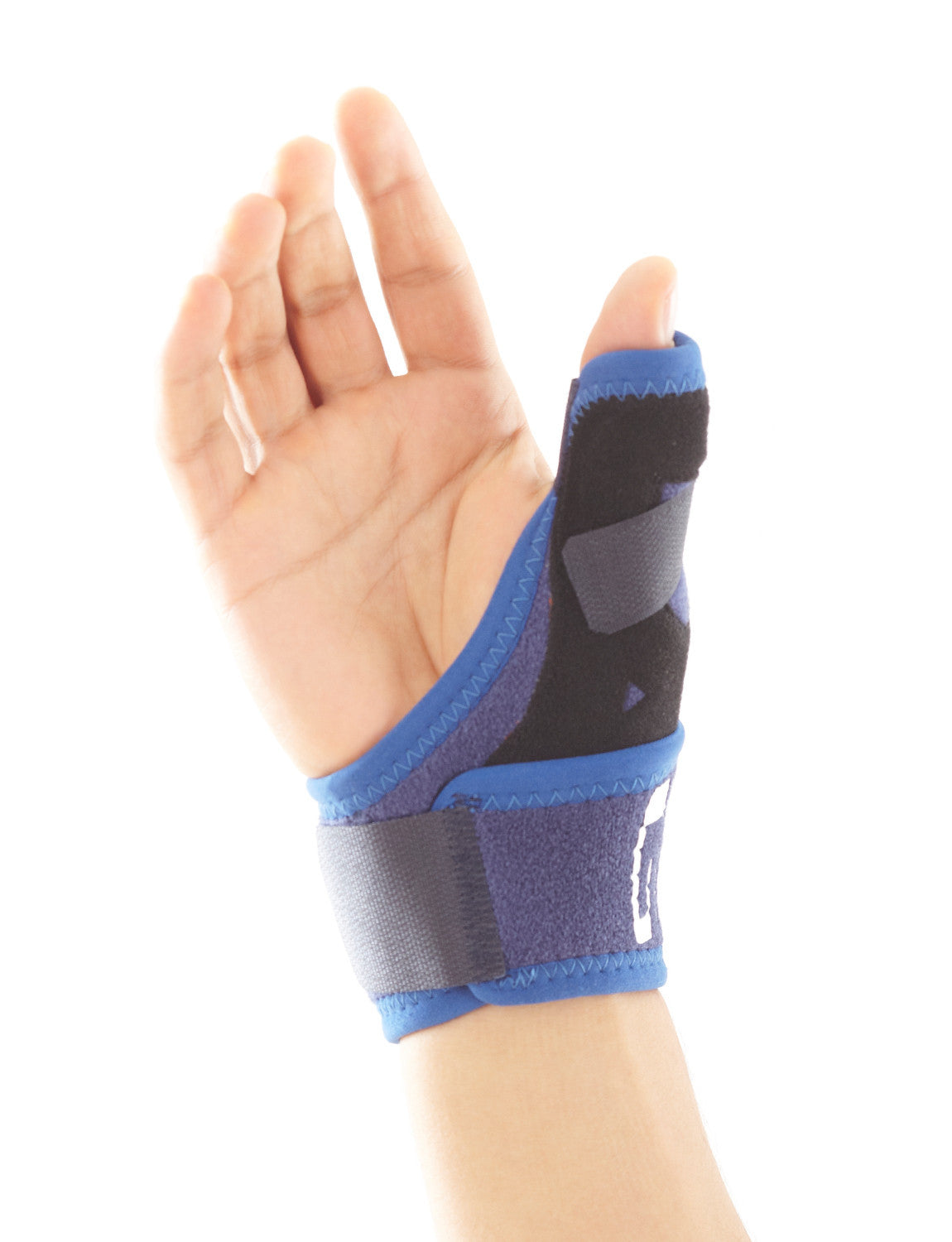 Hand wearing Neo G Easy-Fit Thumb Brace palm up